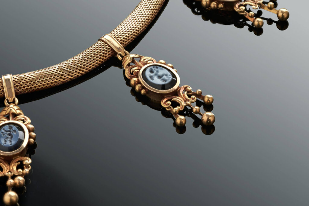 Woolley &amp; Wallis